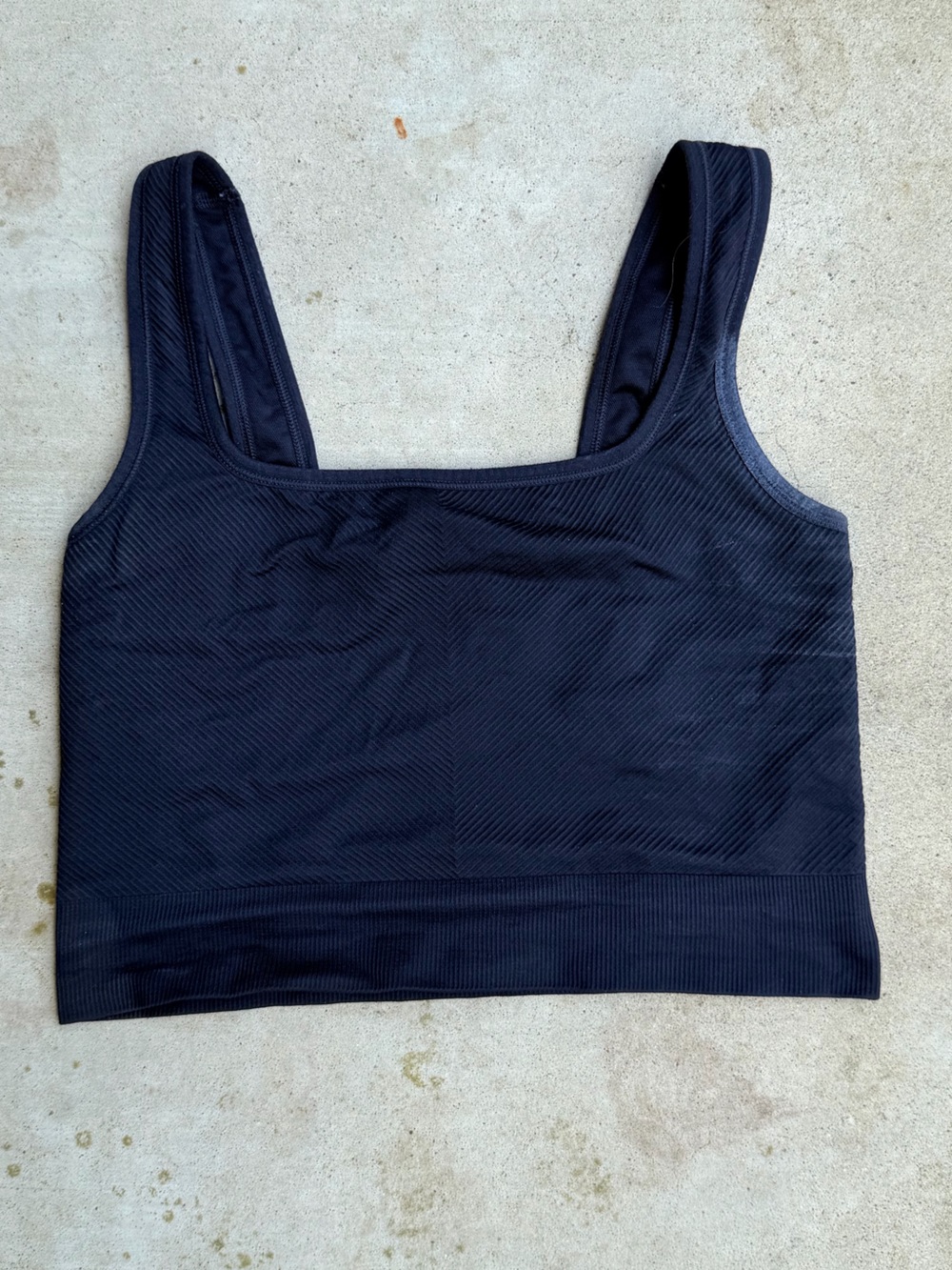 All in motion M top